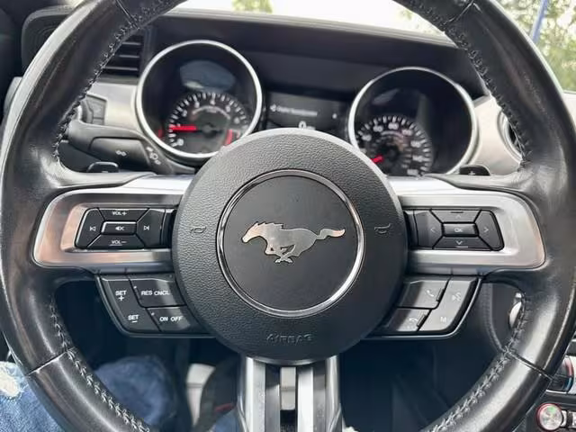 2020 Ford Mustang - 1FATP8UH2L5143097 - Image #12