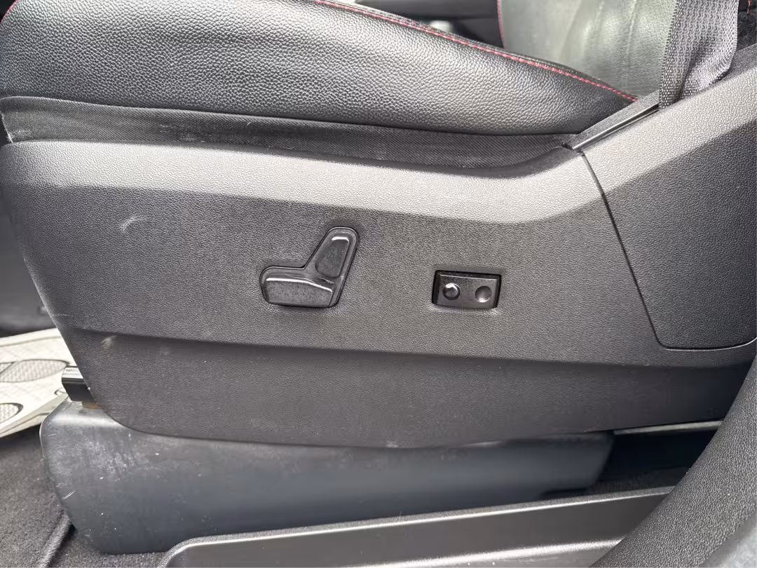 2019 Dodge Grand Caravan - 2C4RDGEG6KR694230 - Image #19